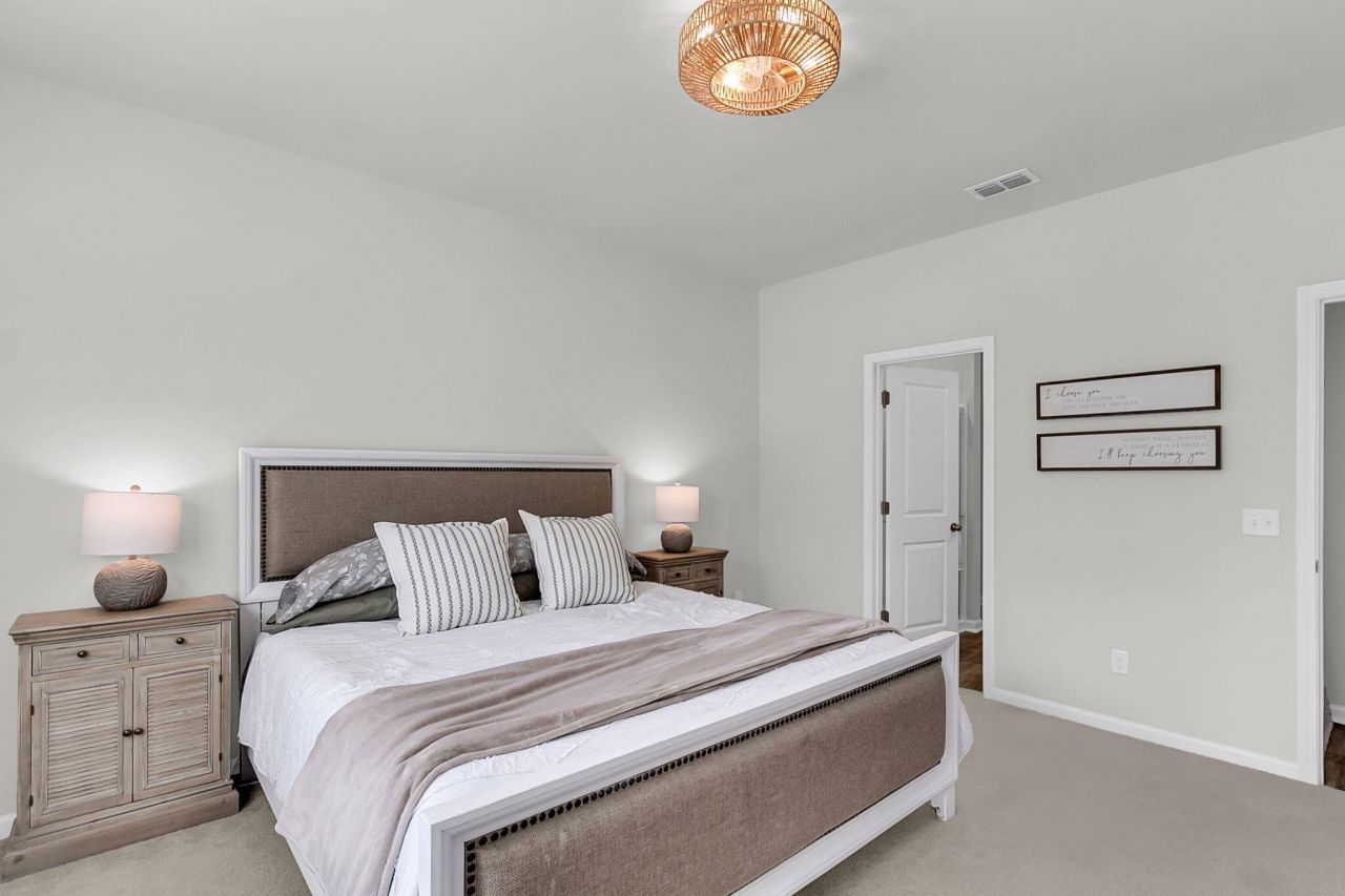 259 W Bradford Pointe Drive Photo 15