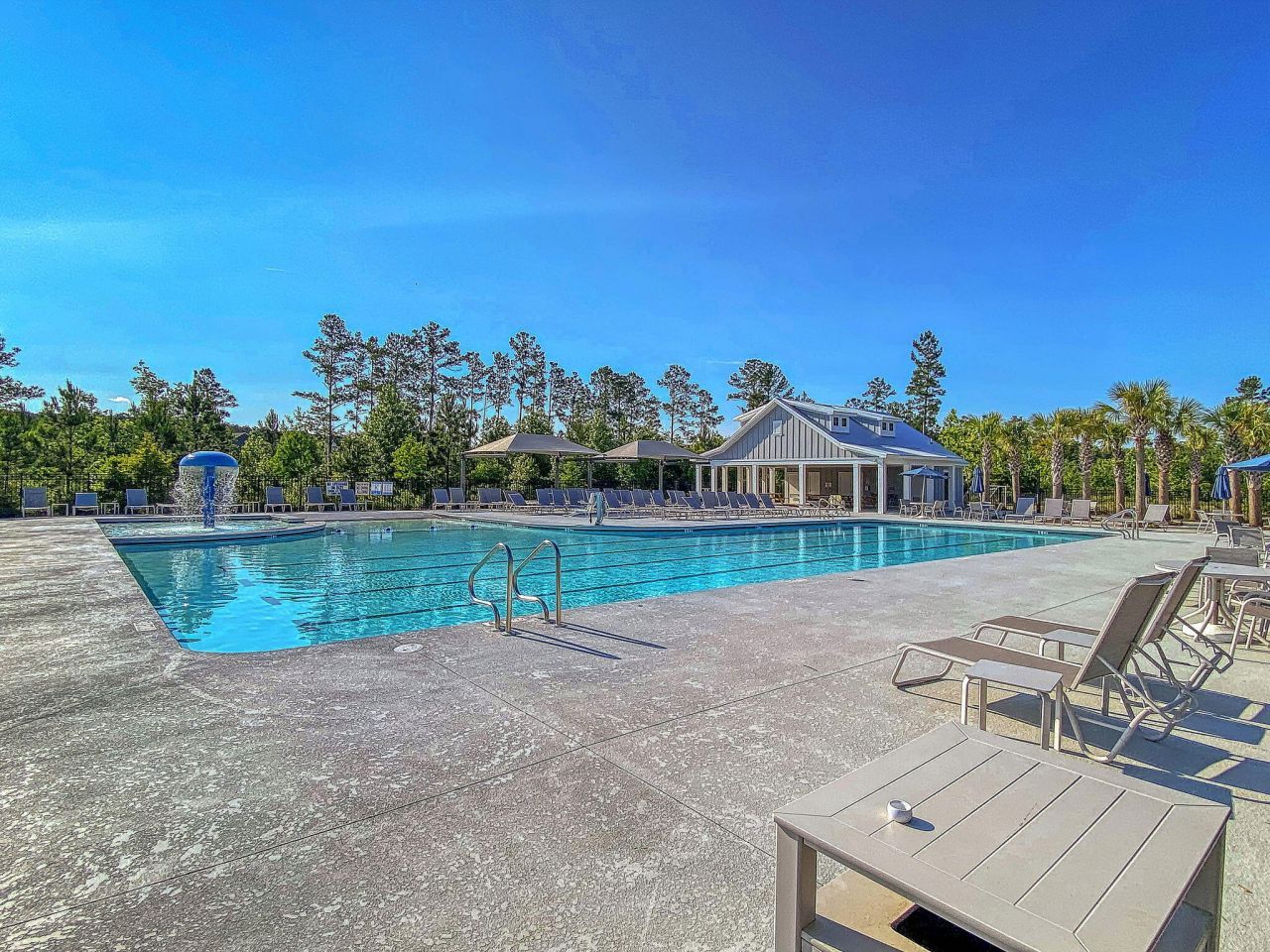 259 W Bradford Pointe Drive Photo 31