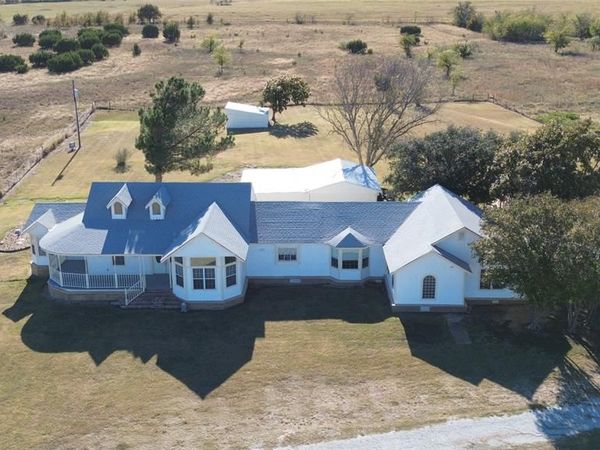 596 County Road 3425, Clifton, TX 76634