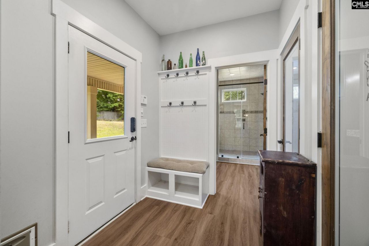 470 Langford Road Photo 17