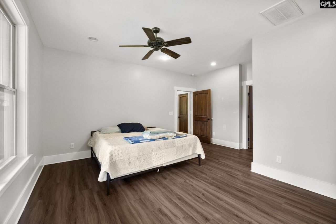 470 Langford Road Photo 23