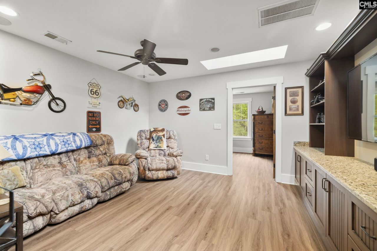 470 Langford Road Photo 26