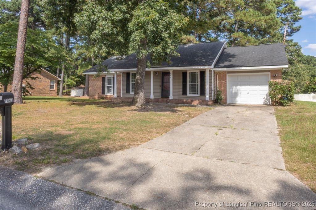 1041 Patrick Drive, Fayetteville, NC 28314 Main Photo