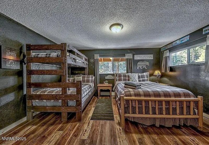 692 Kingsbury Grade Road, Stateline, NV 89449 Photo