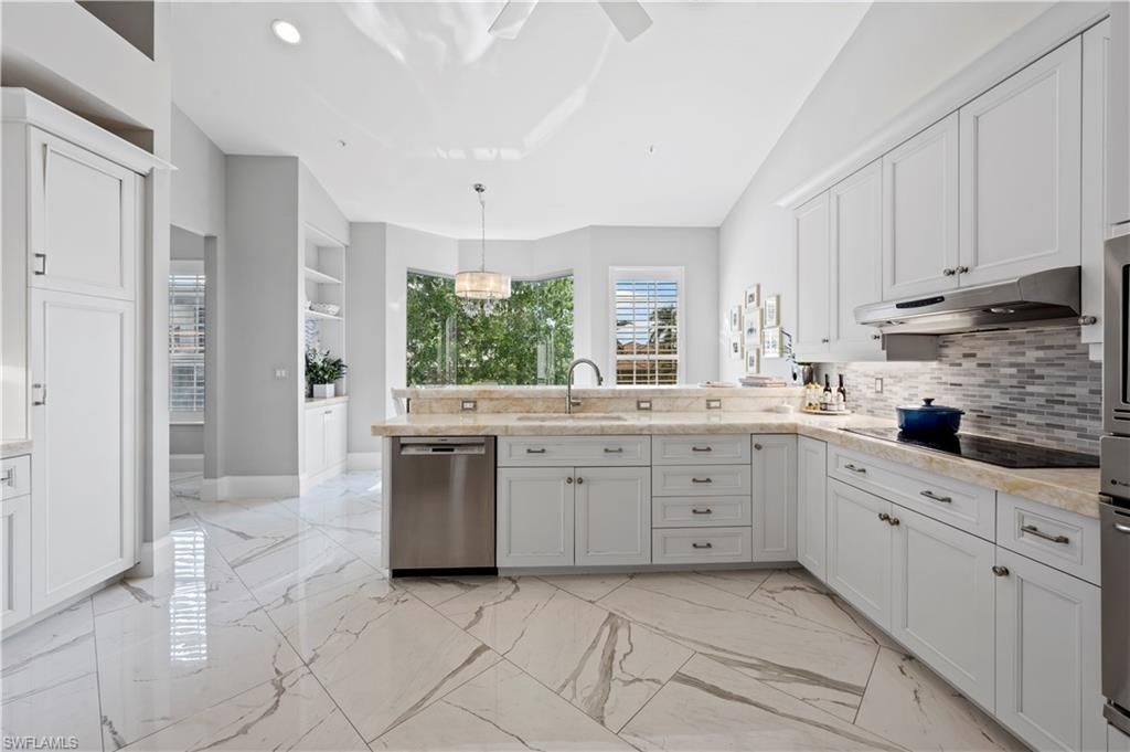 167 Colonade Cir, Naples, FL 34103 Photo