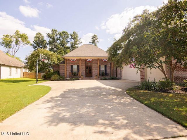 152 Grayhawk Drive, Madison, MS 39110 Main Photo