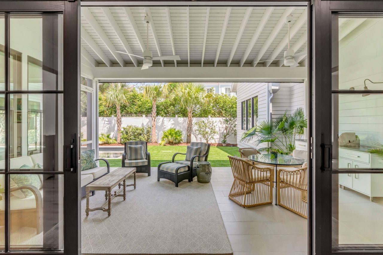 19 Mobile Street Photo 12