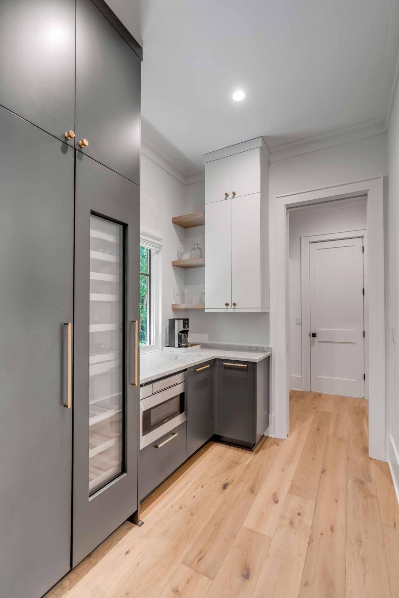 19 Mobile Street Photo 14