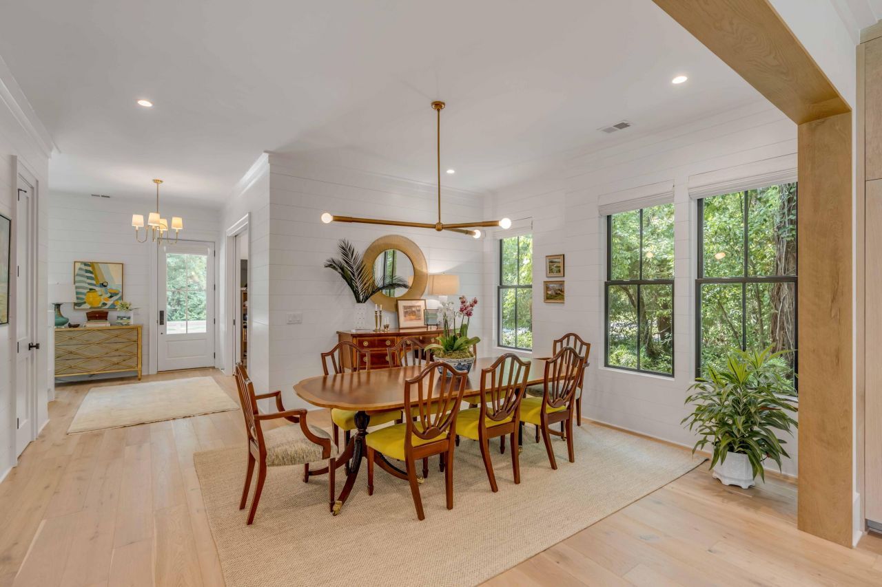 19 Mobile Street Photo 20