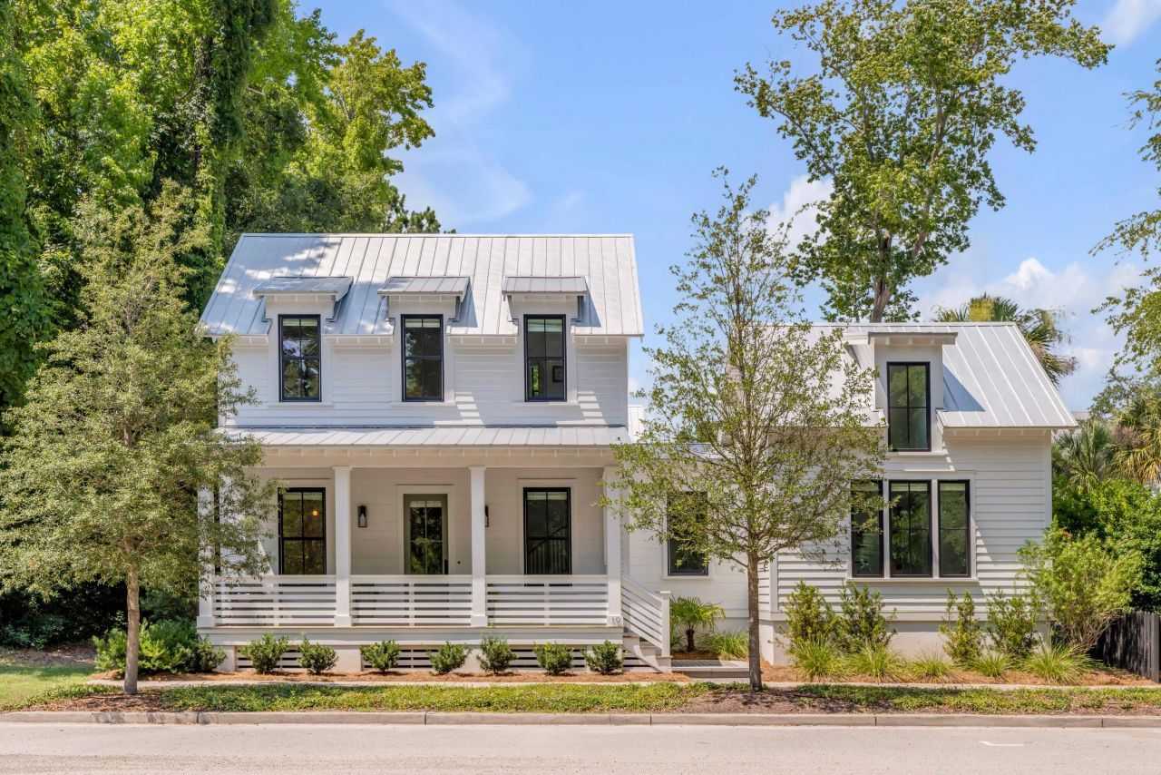 19 Mobile Street Photo 3