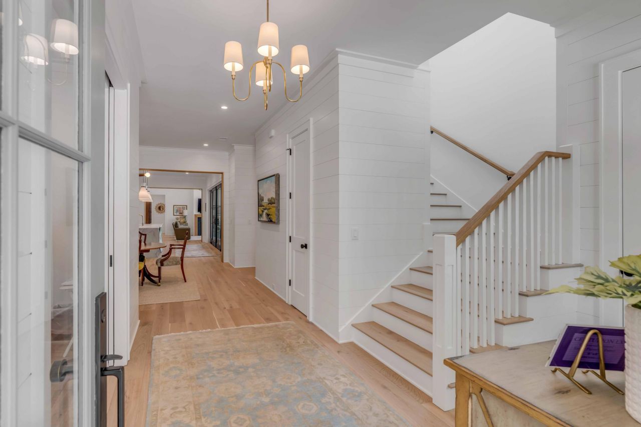 19 Mobile Street Photo 31