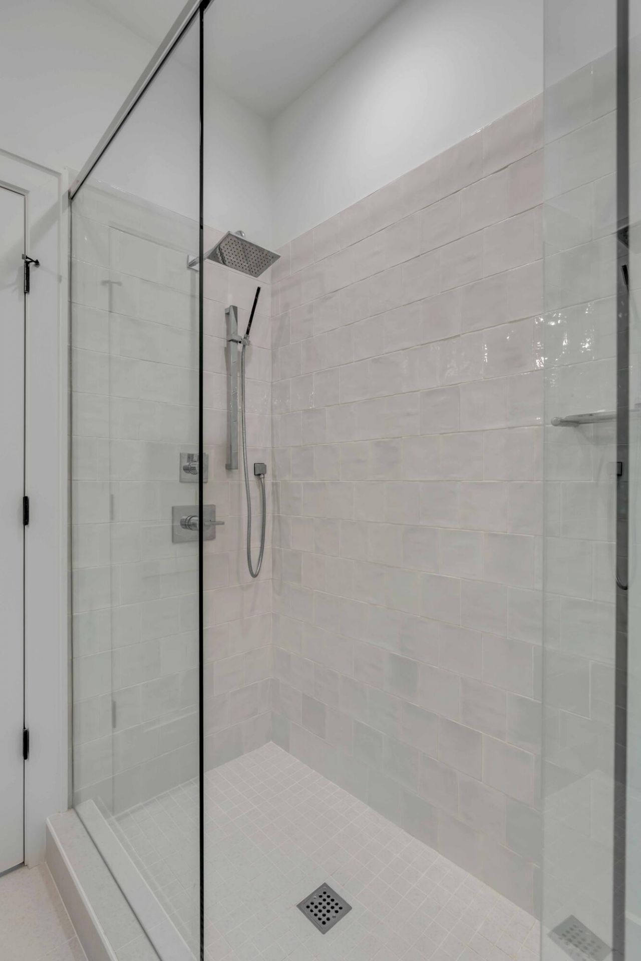 19 Mobile Street Photo 40