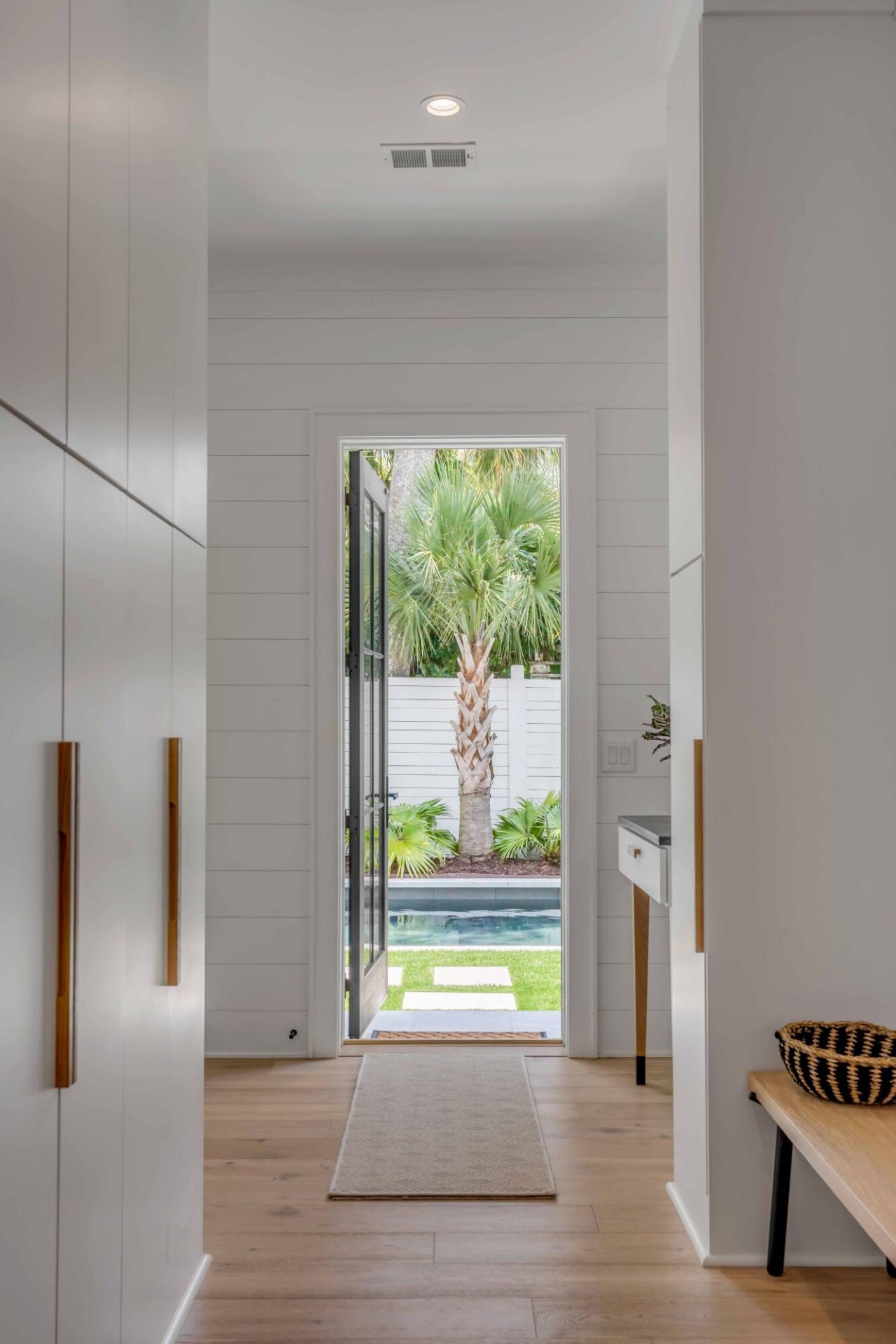 19 Mobile Street Photo 41