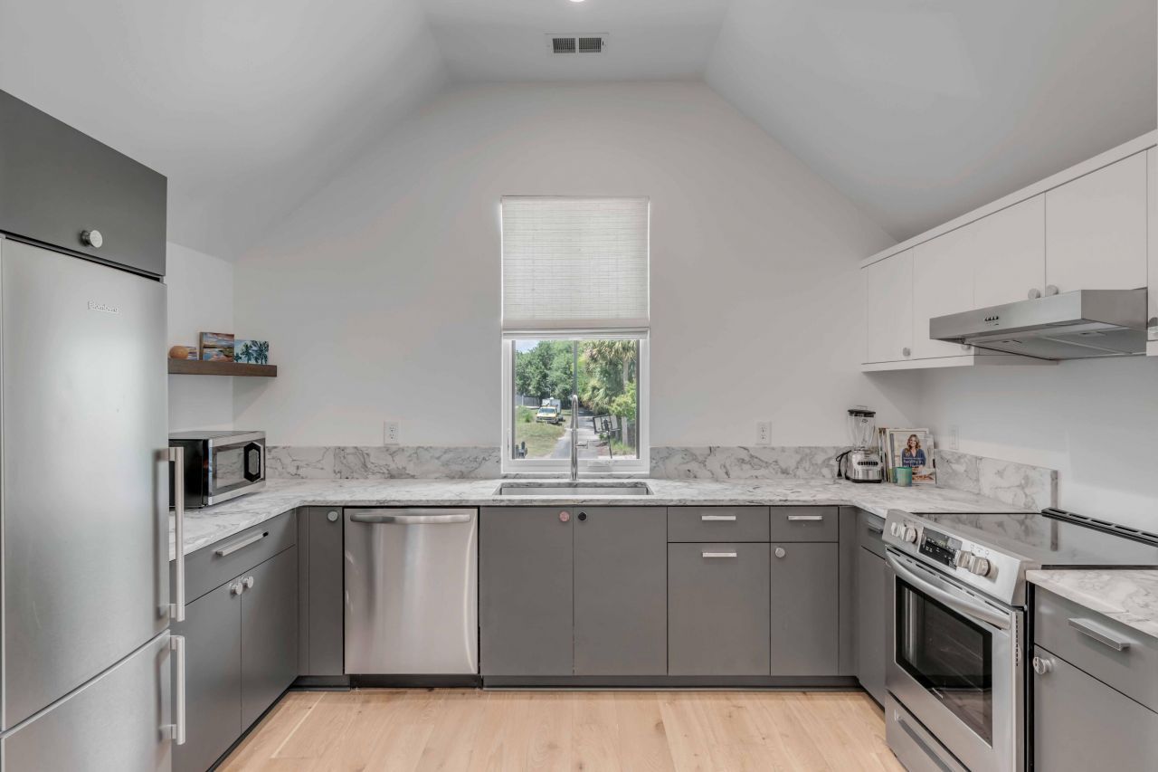 19 Mobile Street Photo 43