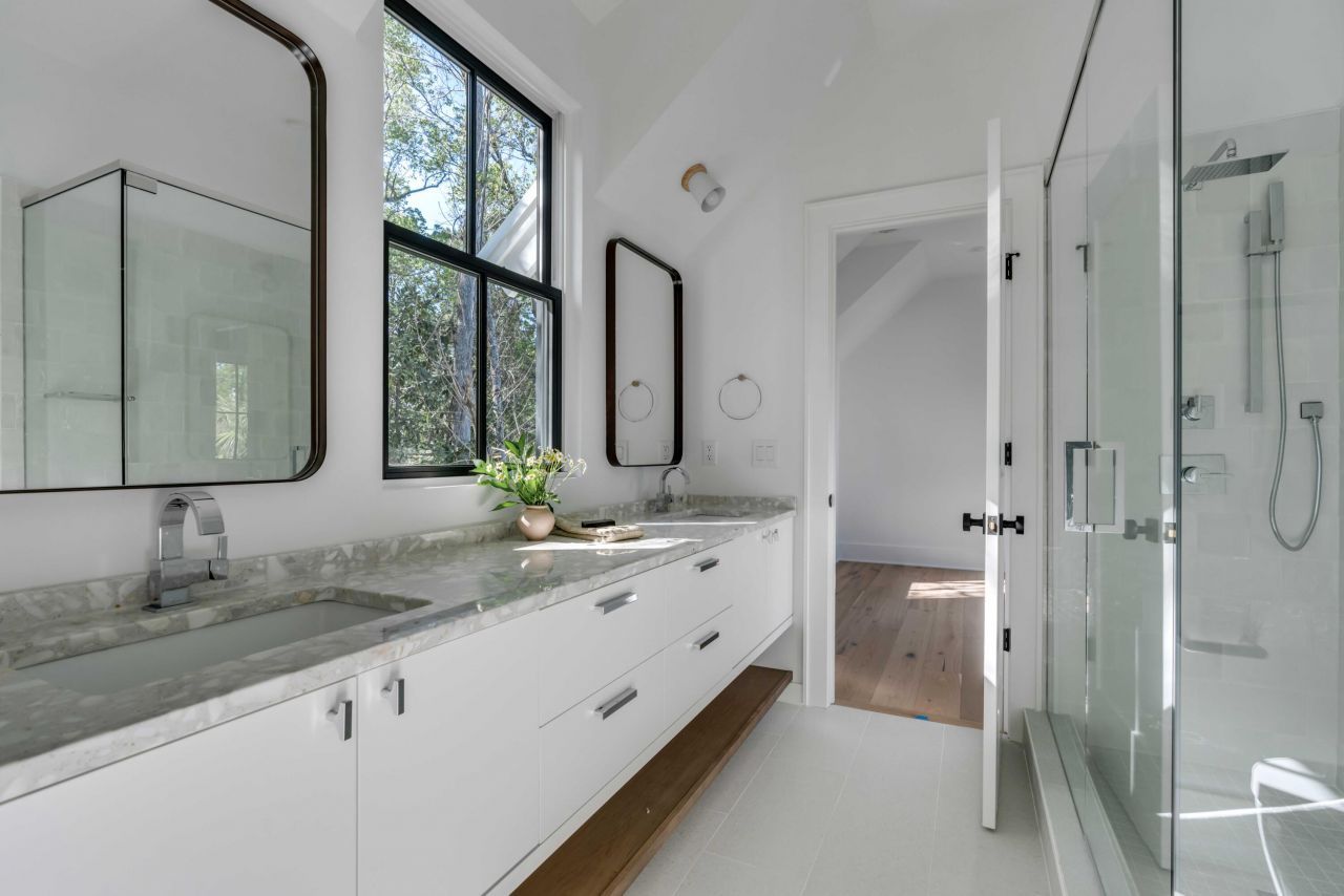 19 Mobile Street Photo 58