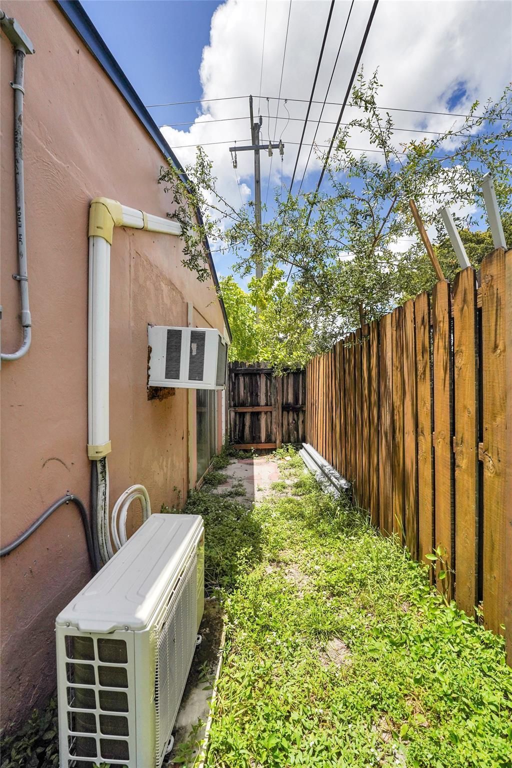 613 N 28th Avenue, Hollywood, FL 33020 Photo