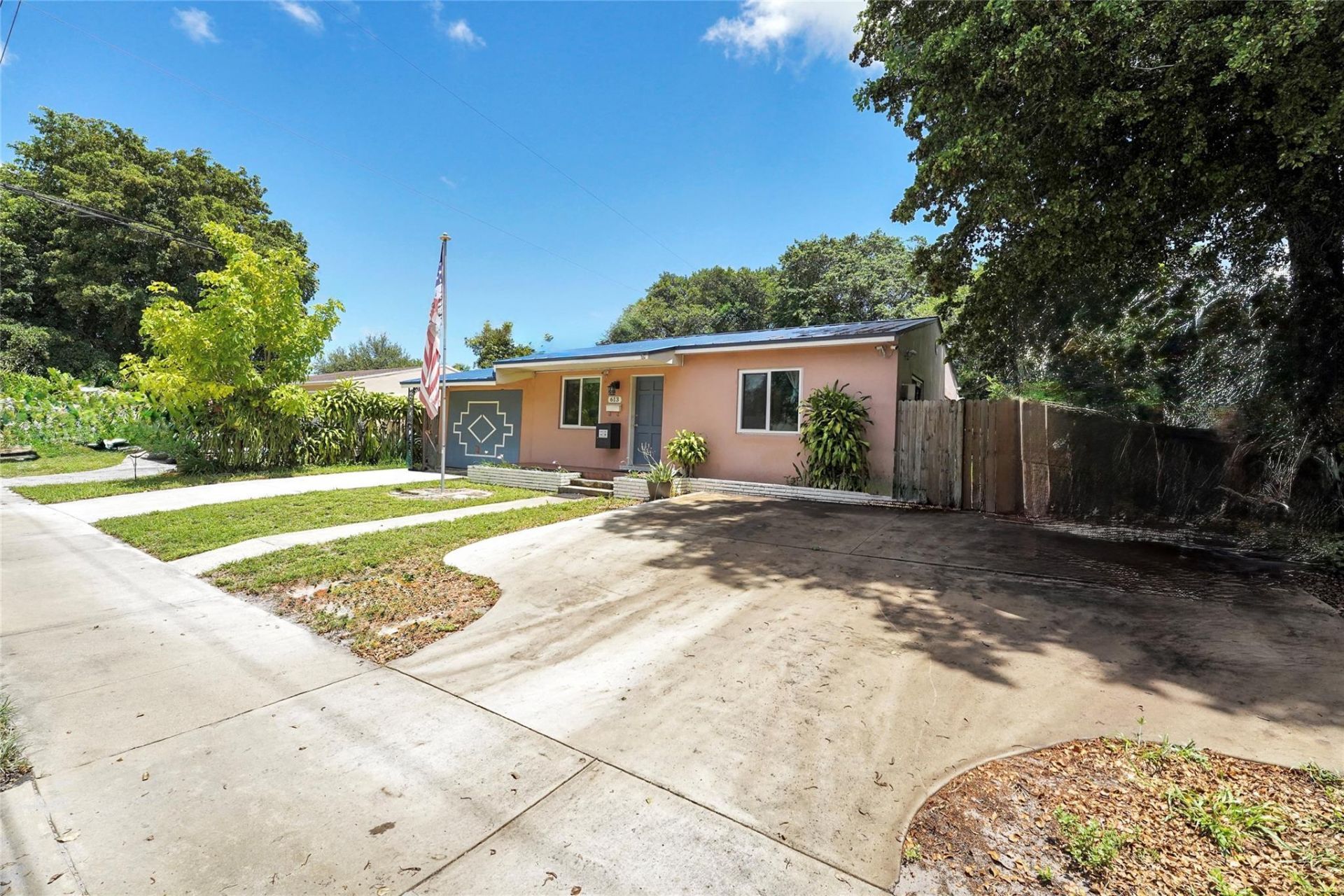 613 N 28th Avenue, Hollywood, FL 33020 Photo