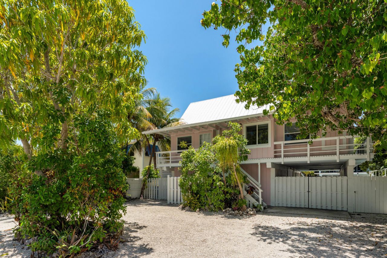 251 Pueblo Street, Islamorada, FL 33070 Photo