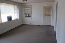 1601 Mccaw Road photo 4