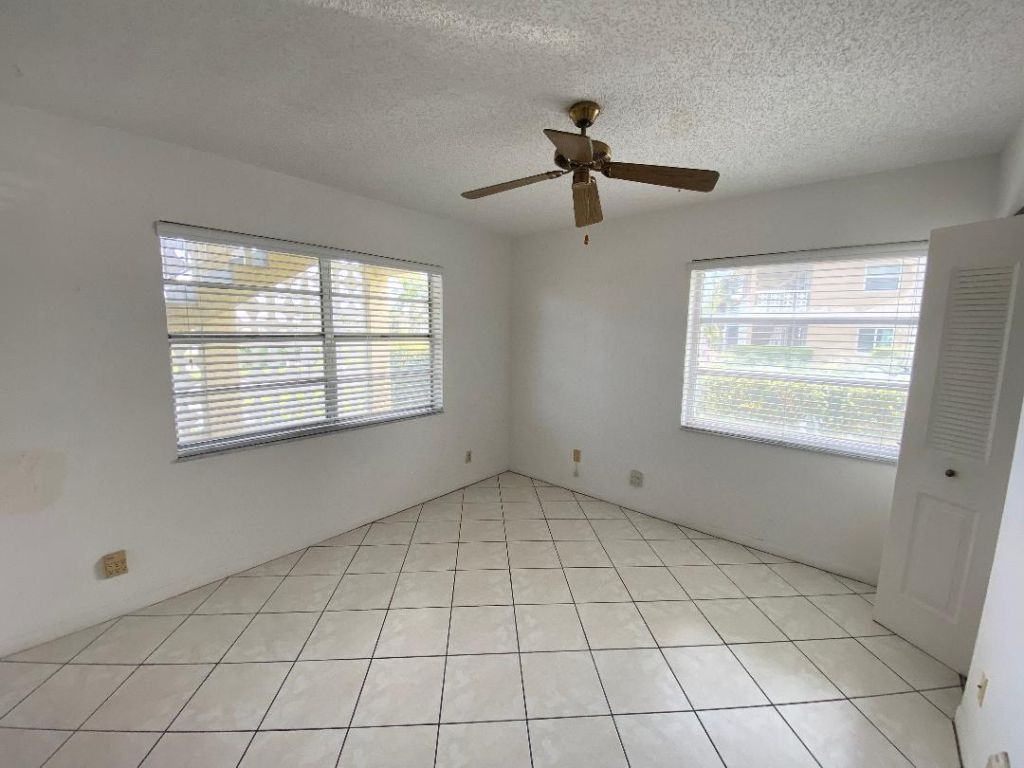 1141 Violet Terrace, Unit 101, Delray Beach, FL 33445 Photo