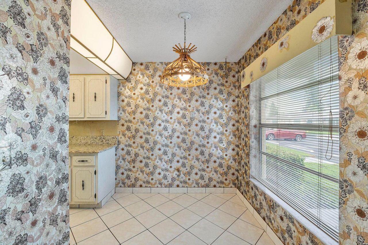 1141 Violet Terrace, Unit 101, Delray Beach, FL 33445 Photo