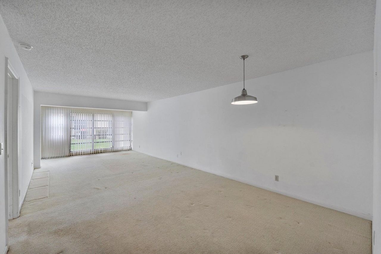 1141 Violet Terrace, Unit 101, Delray Beach, FL 33445 Photo