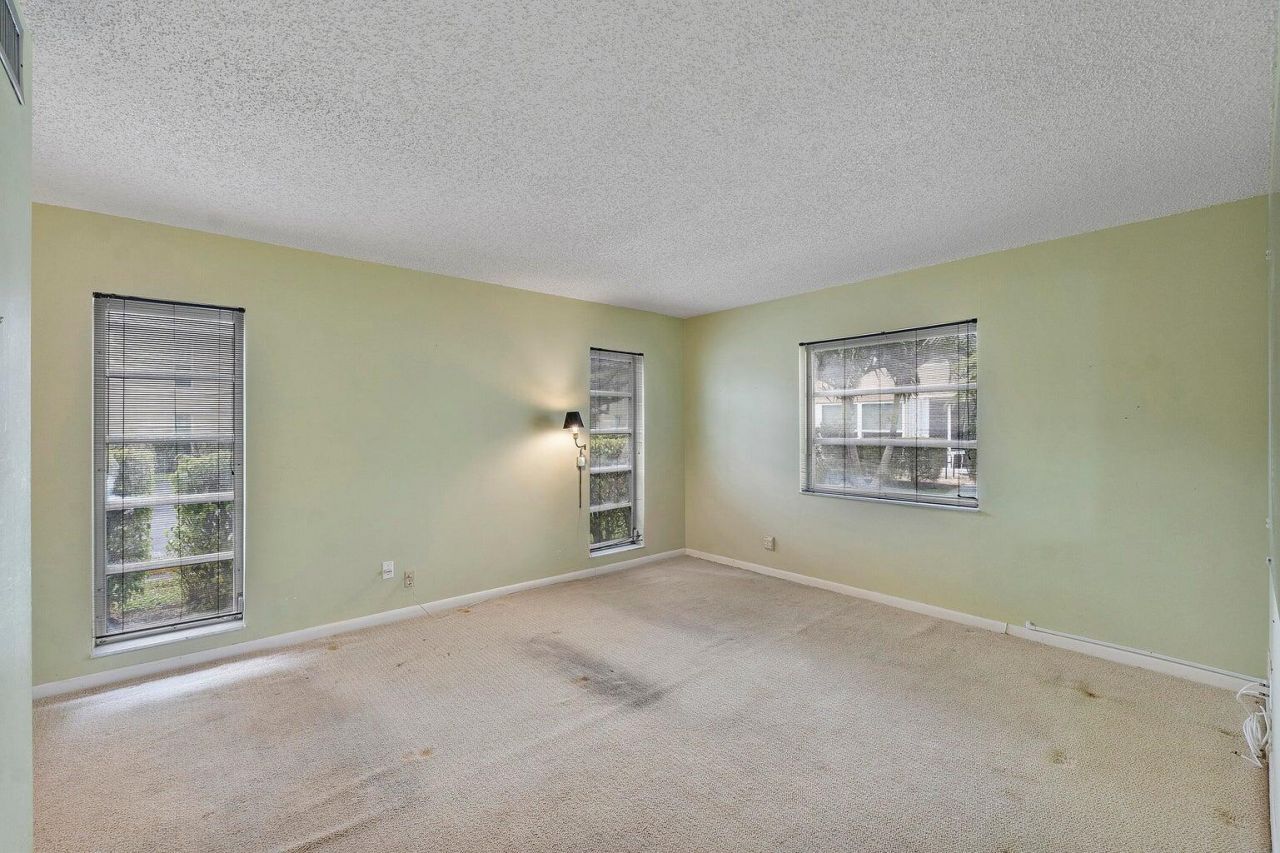 1141 Violet Terrace, Unit 101, Delray Beach, FL 33445 Photo