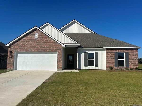 2019 Clark Ave, Zachary, LA 70791