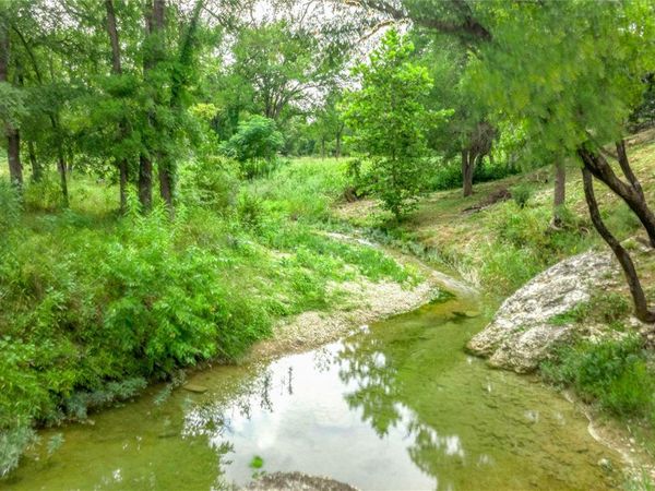 8285 Fm 2843, Salado, TX 76571