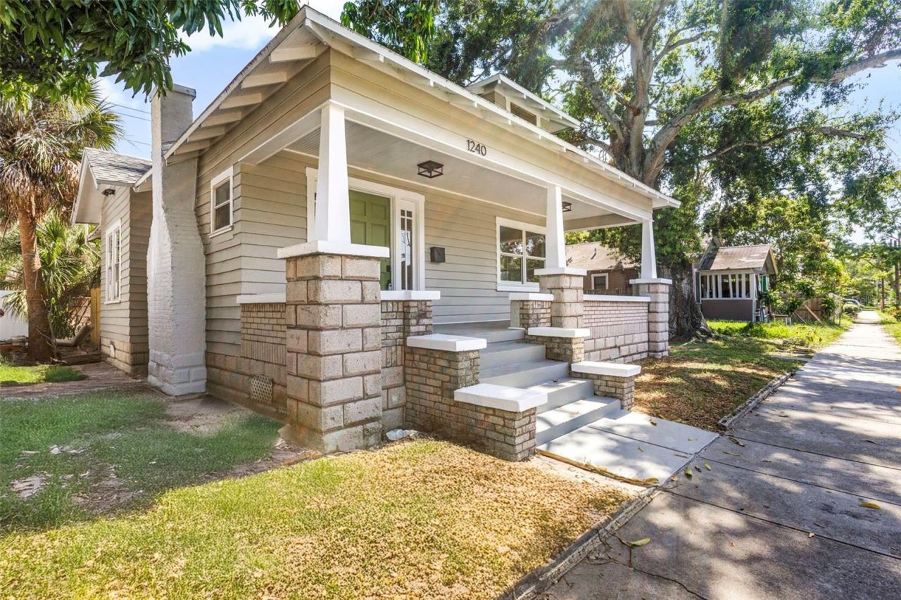 1240 James Avenue S, Saint Petersburg, FL 33705 Photo
