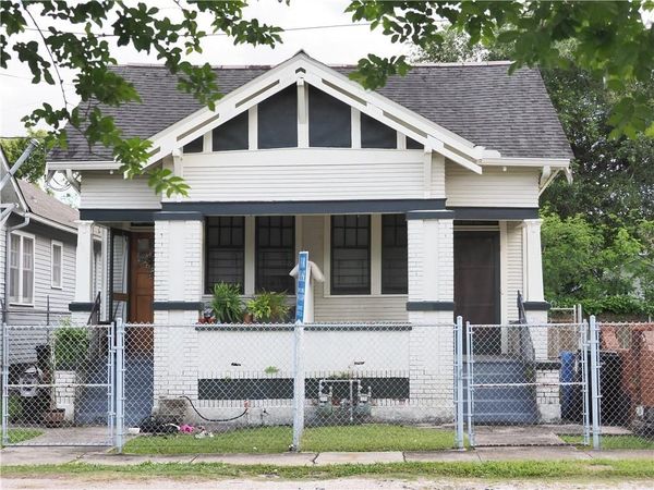 4922 LOYOLA Avenue, New Orleans, LA 70115