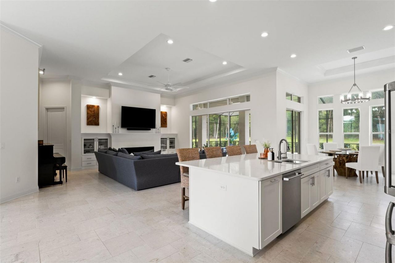 1825 W Oak Valley Court, Homosassa, FL 34446 Photo