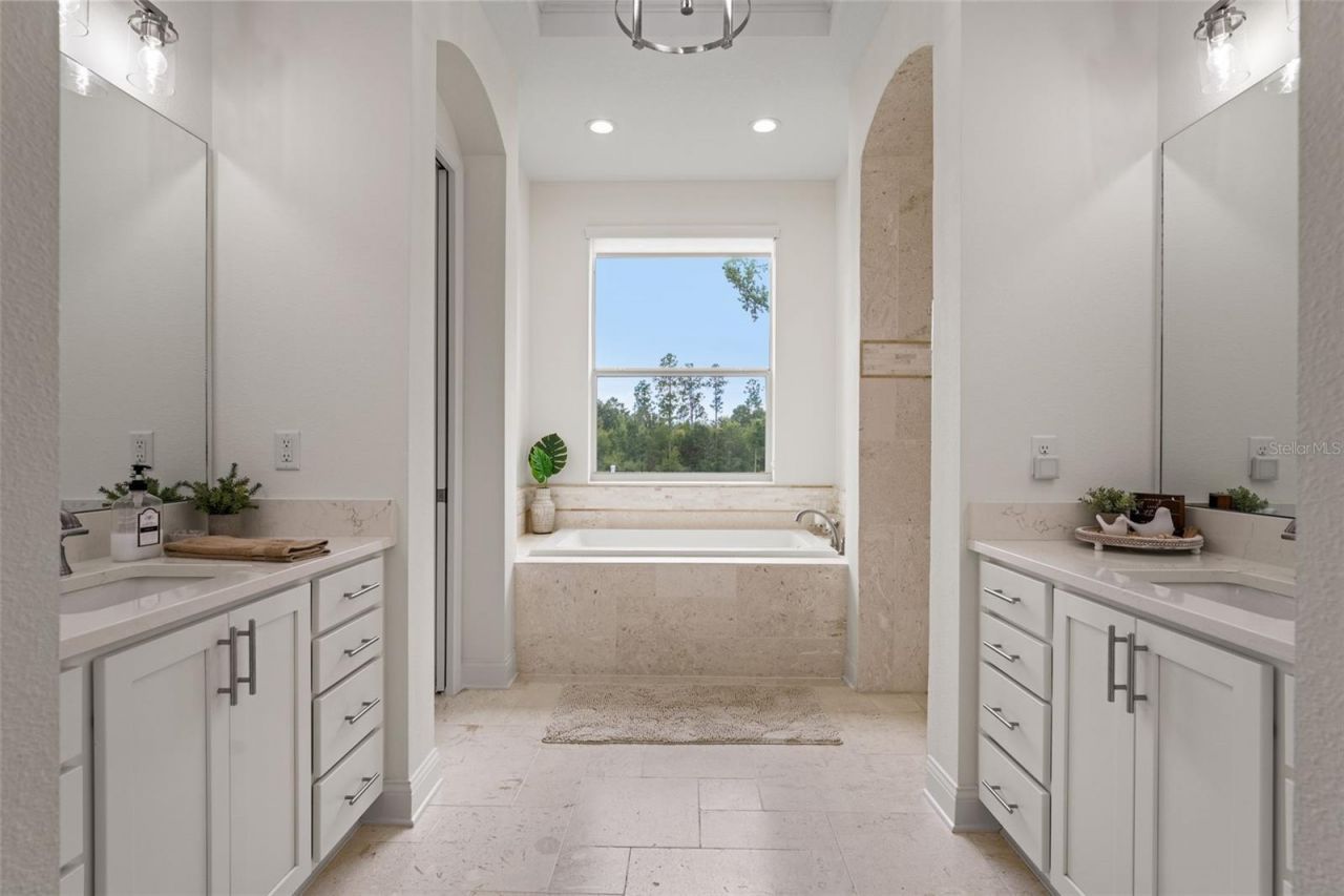 1825 W Oak Valley Court, Homosassa, FL 34446 Photo