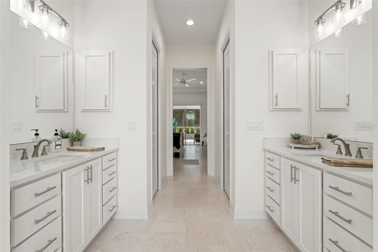 1825 W Oak Valley Court, Homosassa, FL 34446 Photo