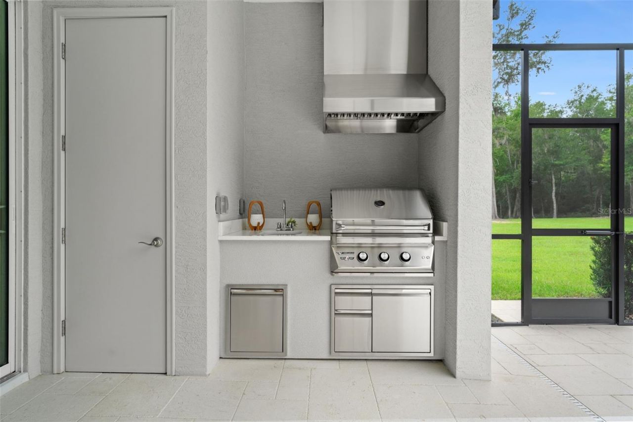 1825 W Oak Valley Court, Homosassa, FL 34446 Photo