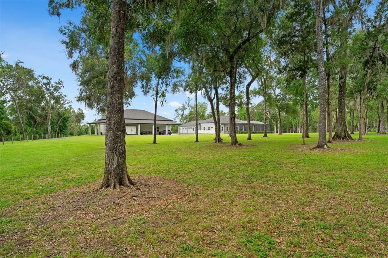 1825 W Oak Valley Court, Homosassa, FL 34446 Photo