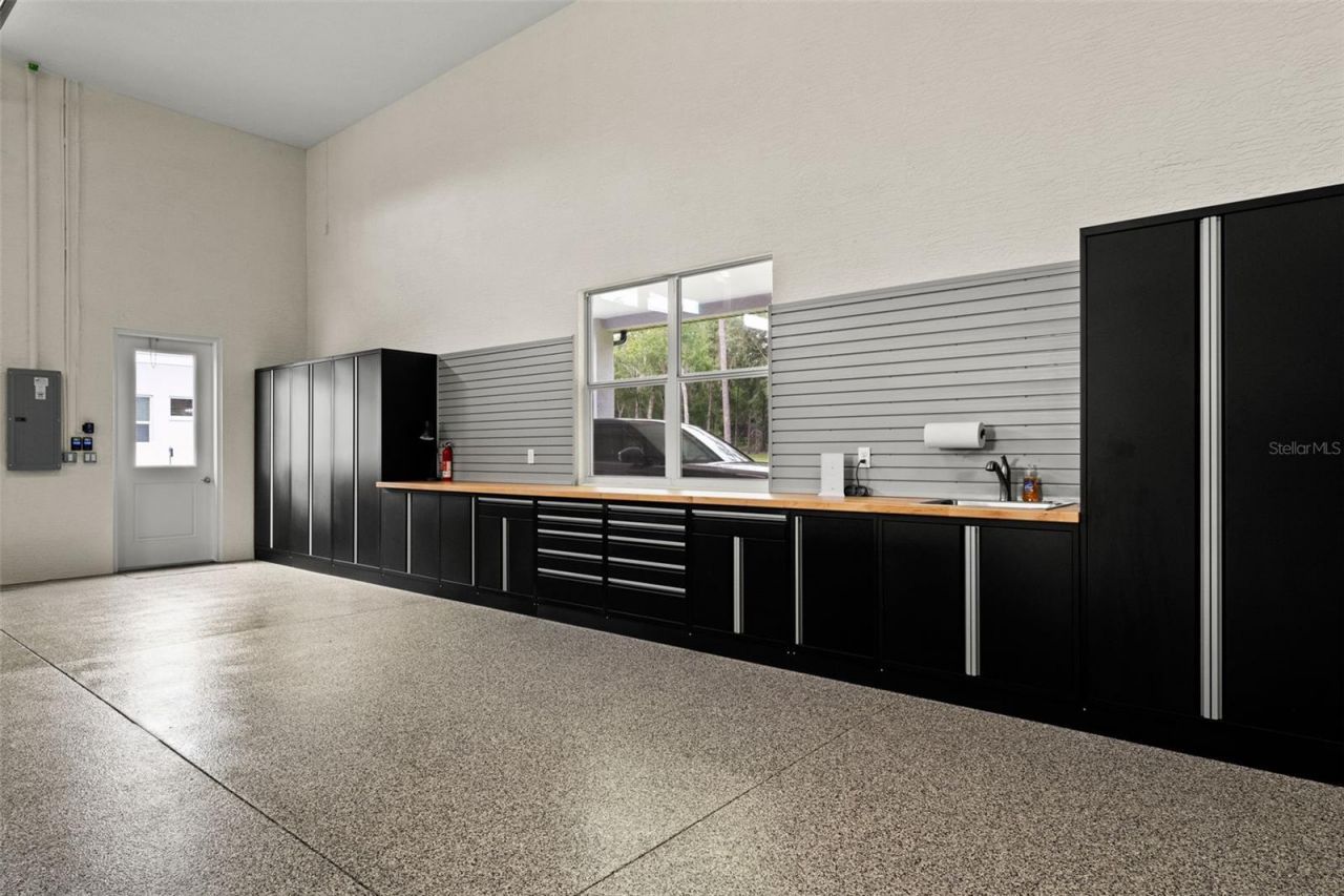 1825 W Oak Valley Court, Homosassa, FL 34446 Photo