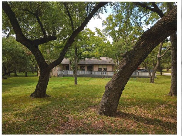 215 Serenada DR, Georgetown, TX 78628