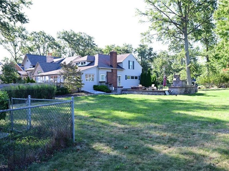 24458 Lake Road, Bay Village, OH 44140 Photo 11