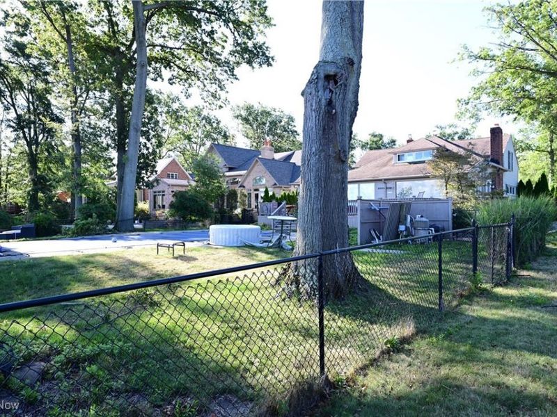 24458 Lake Road, Bay Village, OH 44140 Photo 12