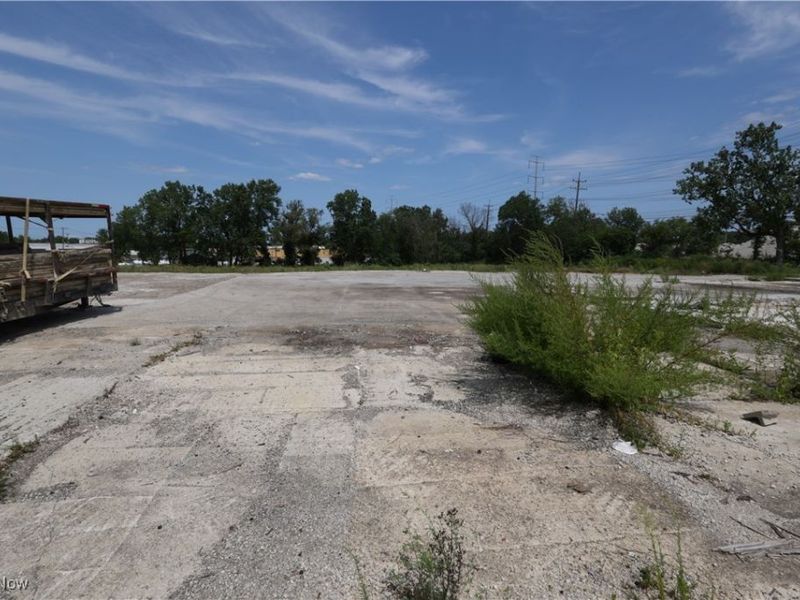 7140 Northfield Road, Walton Hills, OH 44146 Photo 10