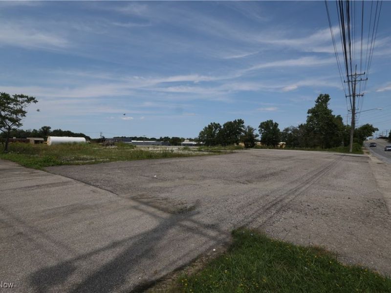 7140 Northfield Road, Walton Hills, OH 44146 Photo 12