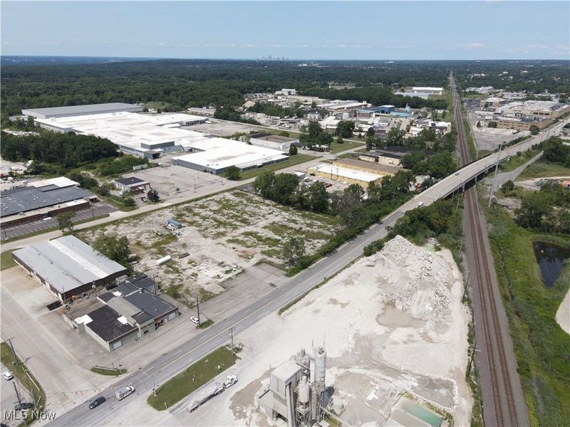 7140 Northfield Road, Walton Hills, OH 44146 Photo 4