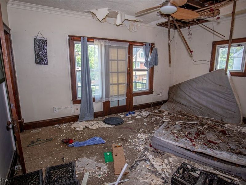 17216 Grovewood Avenue, Cleveland, OH 44119 Photo 14