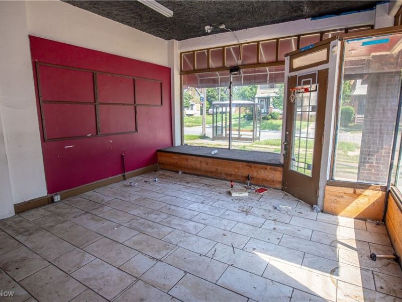 17216 Grovewood Avenue, Cleveland, OH 44119 Photo 29