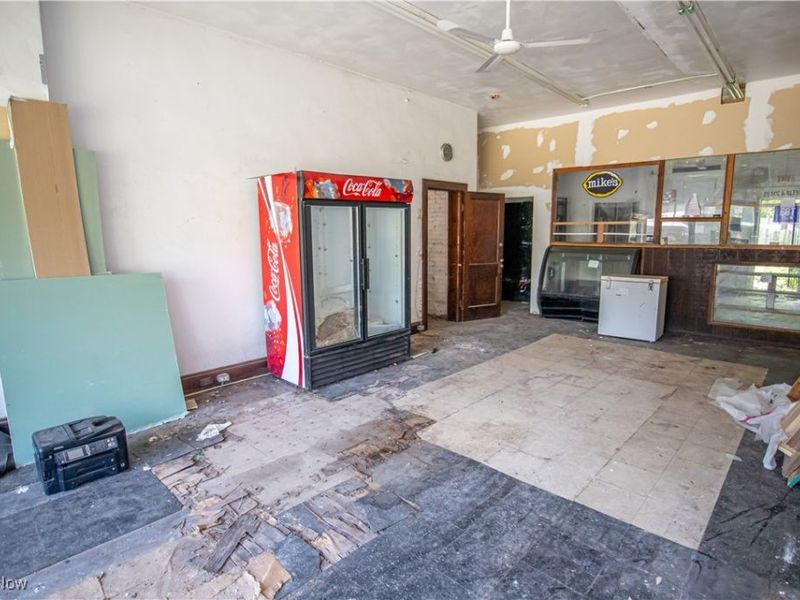 17216 Grovewood Avenue, Cleveland, OH 44119 Photo 32