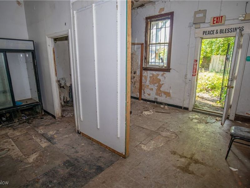 17216 Grovewood Avenue, Cleveland, OH 44119 Photo 33