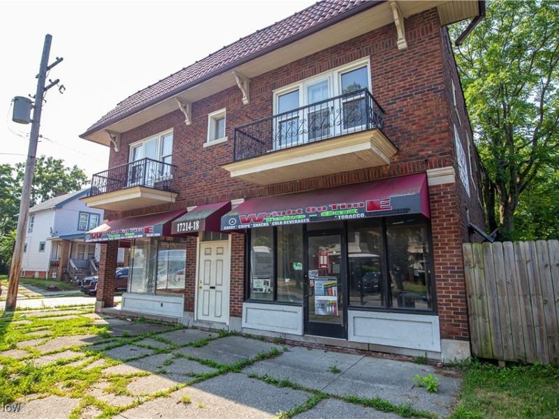 17216 Grovewood Avenue, Cleveland, OH 44119 Photo 4