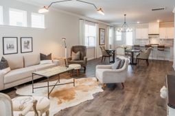 137 Brant Drive photo 4