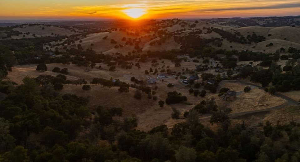 14651 Bunker Hill Rd, Amador City, CA 95685 Photo